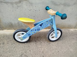 Bici de madera
