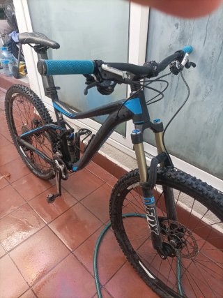 Bicicleta Giant Trance 2016