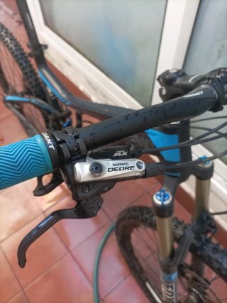 Bicicleta Giant Trance 2016