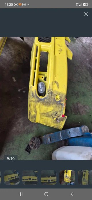 Parachoques DelanteroSeat Leon MK1 Amarillo
