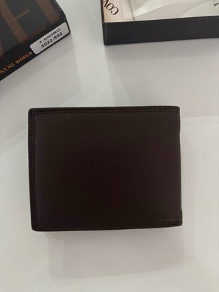 Cartera de cuero marrón Coveri World