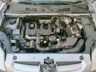 Peugeot parnet 2005