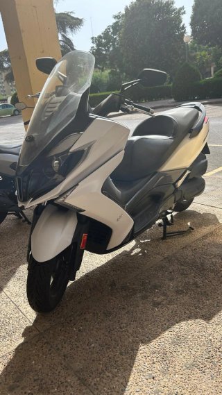 Kymco Super Dink 125 Maxi Scooter