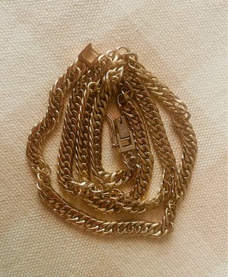 Collar dorado