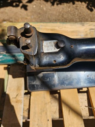 Máquina de coser Wertheim "Remendona"