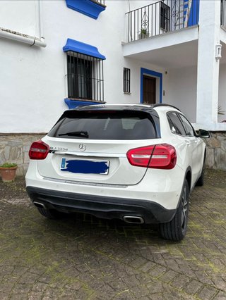 Mercedes-Benz GLA 220d 2016
