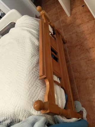 Dormitorio madera castaño