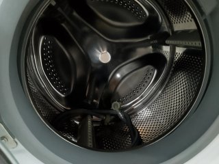 Lavadora y secadora 7/4kg  Indesit  1600 rpm