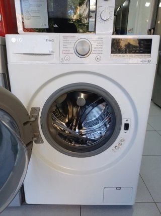 Lavadora y Secadora LG ThinQ 9/6kg