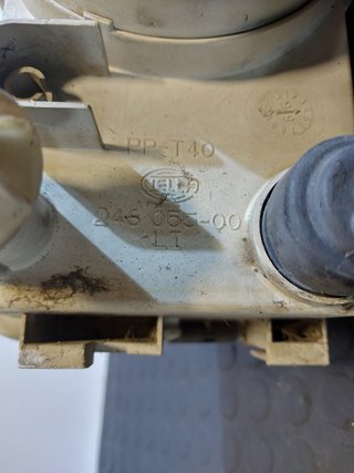 FARO IZQUIERDO SKODA FELICIA BERLINA (791) 135B 2