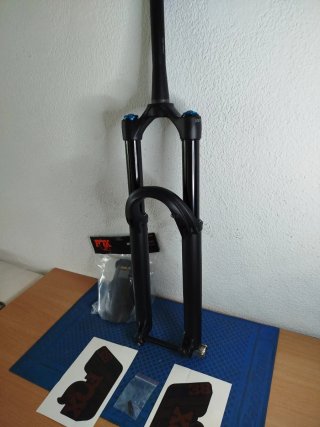 Horquilla Fox 38 Grip Performance Negra