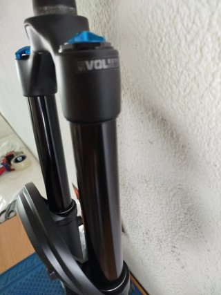 Horquilla Fox 38 Grip Performance Negra