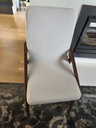 Sillas comedor nogal y tela beige