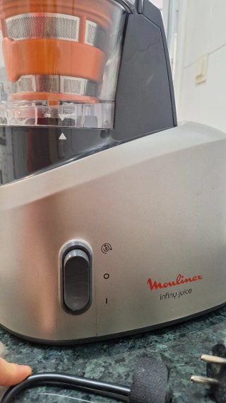 Licuadora Moulinex Infiny Juice
