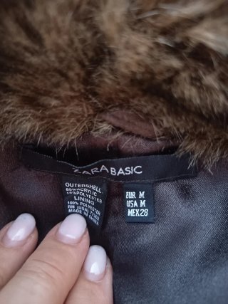 Chaquetón corto pelo marrón