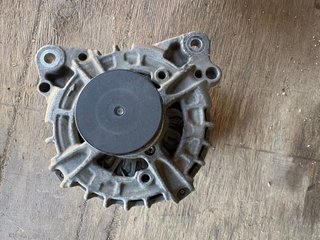 Alternador Bosch VW AG 14V 150A