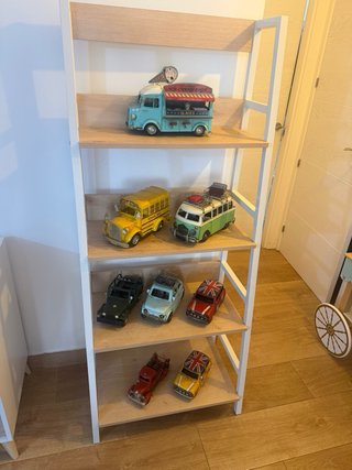 Estantería Metálica y Madera