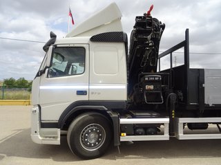 Volvo FM 370 - CAMIONES CON GRUA