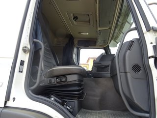 Volvo FM 370 - CAMIONES CON GRUA