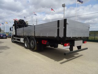 Volvo FM 370 - CAMIONES CON GRUA