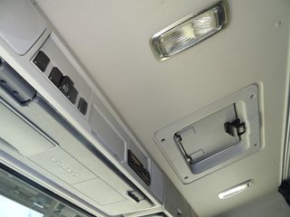 Volvo FM 370 - CAMIONES CON GRUA