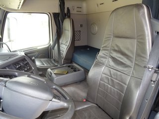 Volvo FM 370 - CAMIONES CON GRUA