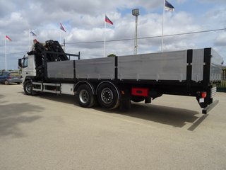 Volvo FM 370 - CAMIONES CON GRUA