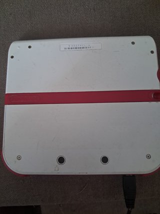 Nintendo 2DS Roja y Blanca