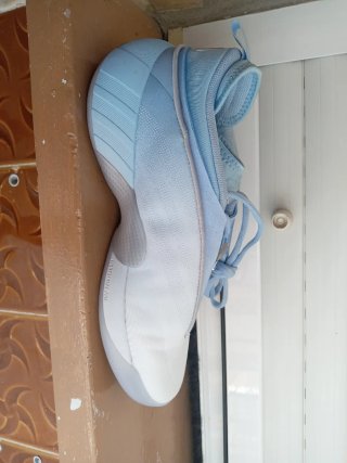 Tenis Adidas Azul y Blanco