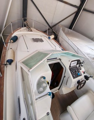 Embarcación Beneteau Ombrine 801