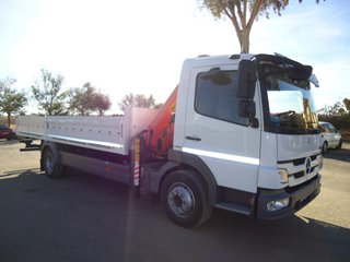 Mercedes ATEGO 12 18- CAMIONES CON GRUA