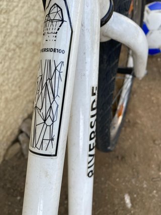 Bicicleta infantil RIVERSIDE blanca