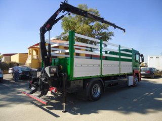 MAN TGM 18 390-CAMIONES CON GRUA