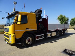 Volvo FM 410--CAMIONES CON GRUA