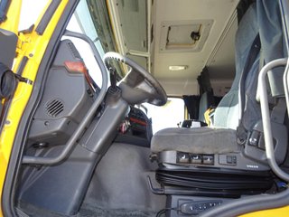 Volvo FM 410--CAMIONES CON GRUA