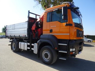 MAN TGA 18 390 D20--CAMIONES CON GRUA