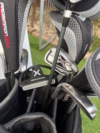 Varios artículos: palos de golf, radiadores radios