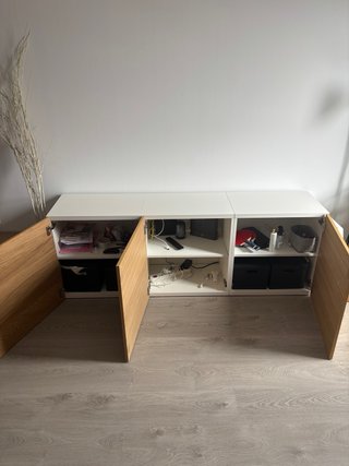 Mueble TV IKEA BESTÅ – blanco y efecto roble