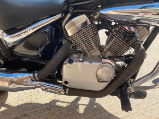 Suzuki Intruder 125 CC Negra