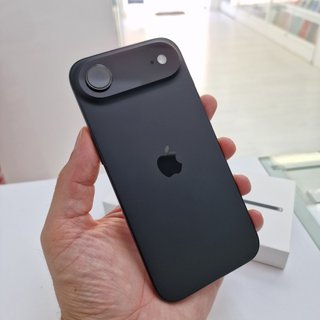 iPhone 17 Air 256GB Negro Como Nuevo Con Caja.