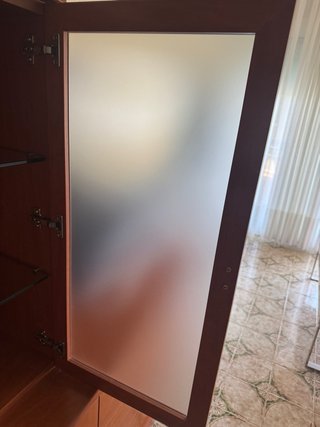 Mueble comedor cerezo macizo con vitrina