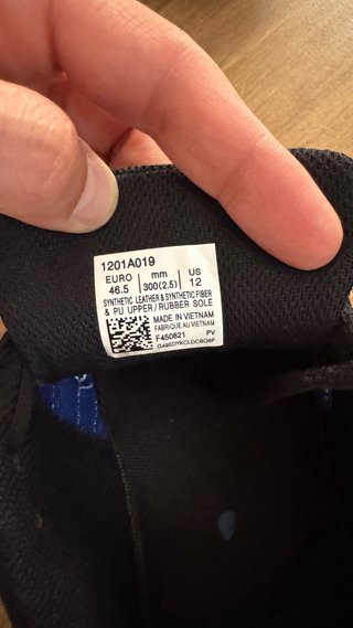 Zapatillas Asics kayano 14 numero 46,5