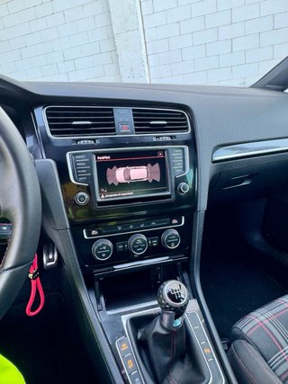 Volkswagen Golf GTI performance