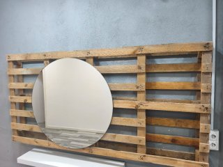 Palet con espejo para peluquería