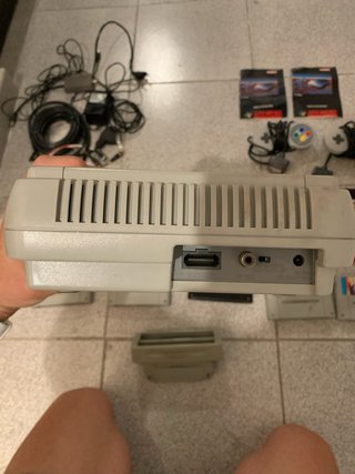 Consola Super Nintendo SNES + 2 mandos + 9 juegos
