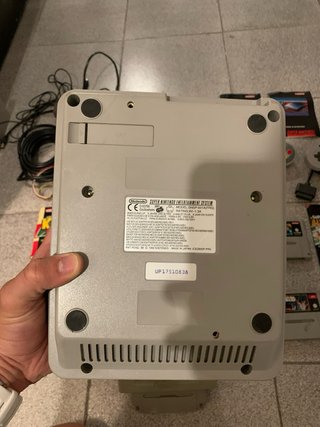 Consola Super Nintendo SNES + 2 mandos + 9 juegos
