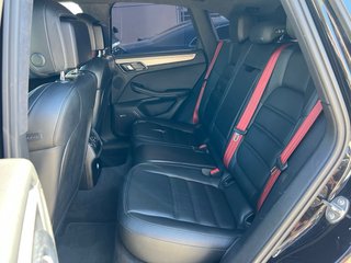 Porsche Macan Turbo / PDK / Año 2015