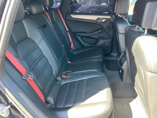 Porsche Macan Turbo / PDK / Año 2015