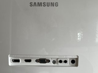 Monitor Samsung Curvo C27F390