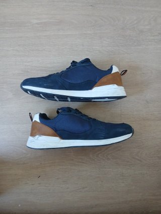 Zapatillas de vestir niño azul marino